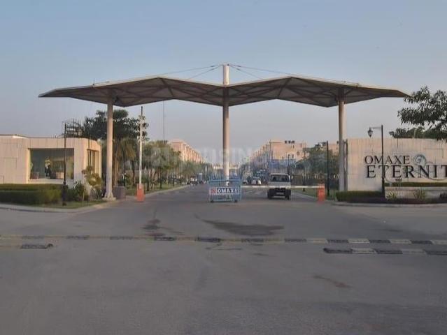 Residential Plot in Ral for resale Vrindavan. The reference number is 19938865