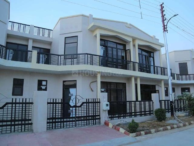 Residential Plot in Raman Reiti for resale Vrindavan. The reference number is 20687681