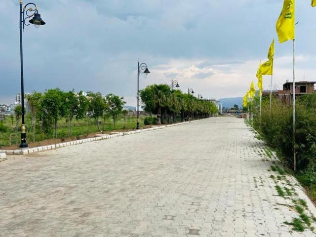 Residential Plot in Ramgarh Bhudda for resale Zirakpur. The reference number is 18298544