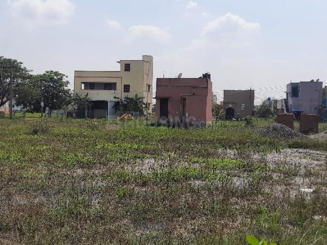 Residential Plot in Red Hills for resale Chennai. The reference number is 10604208