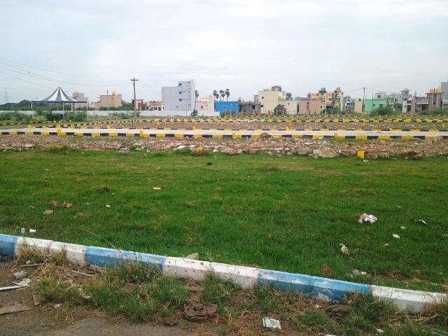 Residential Plot in Red Hills for resale Chennai. The reference number is 16774651