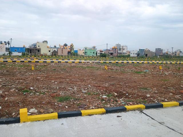 Residential Plot in Red Hills for resale Chennai. The reference number is 16377325