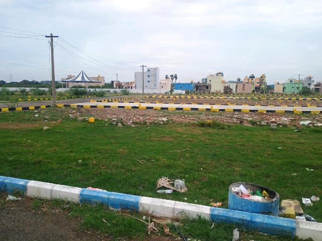 Residential Plot in Red Hills for resale Chennai. The reference number is 16378905