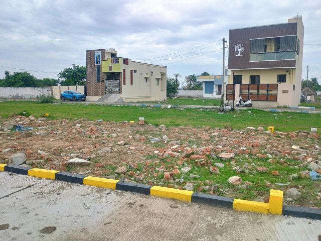 Residential Plot in Red Hills for resale Chennai. The reference number is 17583201