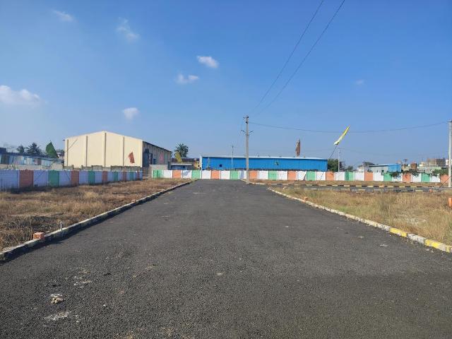 Residential Plot in Red Hills for resale Chennai. The reference number is 18837216