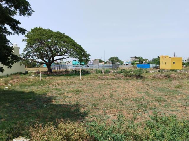 Residential Plot in Red Hills for resale Chennai. The reference number is 20693402