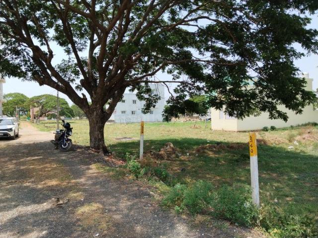 Residential Plot in Red Hills for resale Chennai. The reference number is 20693645