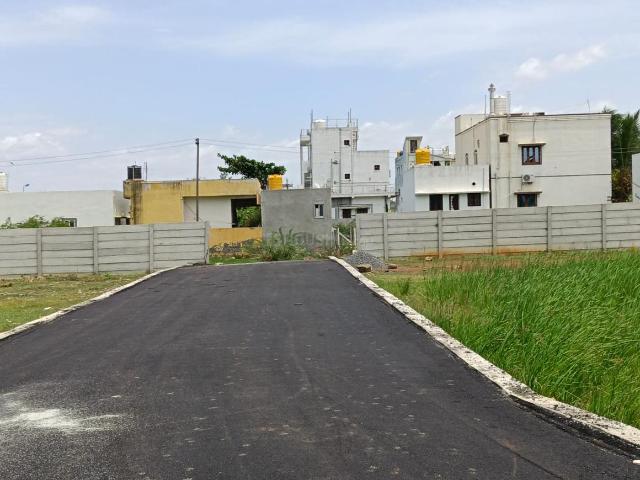 Residential Plot in Red Hills for resale Chennai. The reference number is 21055195