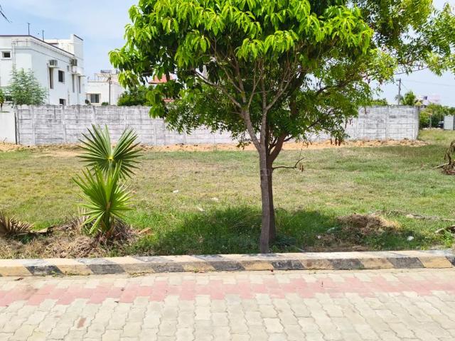 Residential Plot in Red Hills for resale Chennai. The reference number is 21196767
