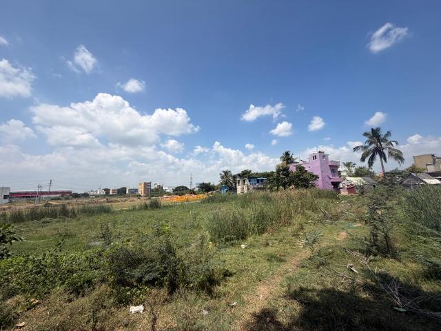 Residential Plot in Red Hills for resale Chennai. The reference number is 21285368