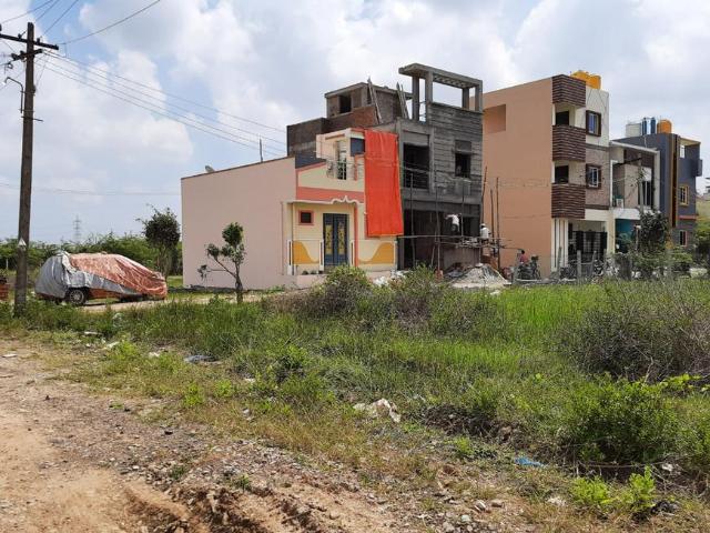 Residential Plot in Red Hills for resale Chennai. The reference number is 9910975