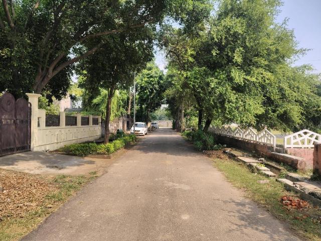 Residential Plot in Eachachhar for resale Greater Noida. The reference number is 21254661