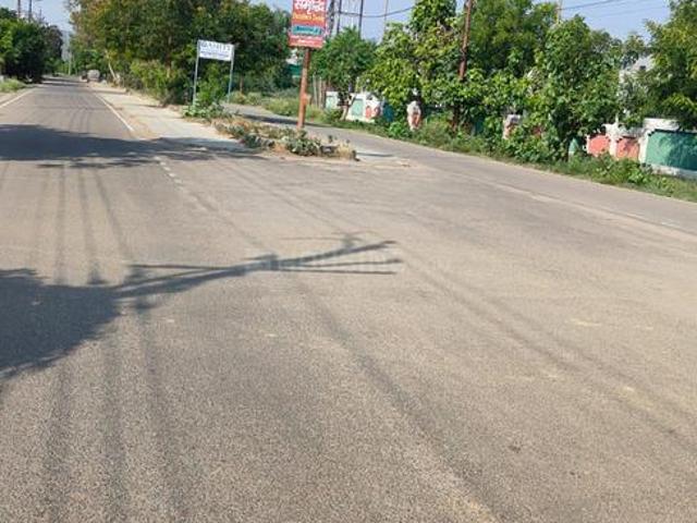 Residential Plot in Roberts Lines for resale Lucknow. The reference number is 20357916