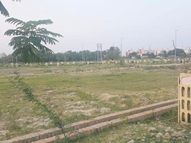 Residential Plot in Roberts Lines for resale Lucknow. The reference number is 20622357