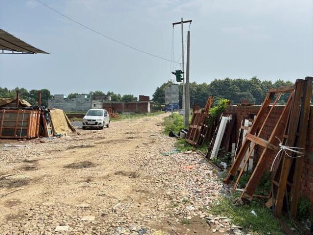 Residential Plot in Rohania for resale Varanasi. The reference number is 19705135