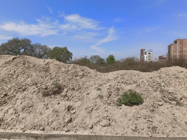 Residential Plot in Rohini Sector 28 for resale New Delhi. The reference number is 15719917