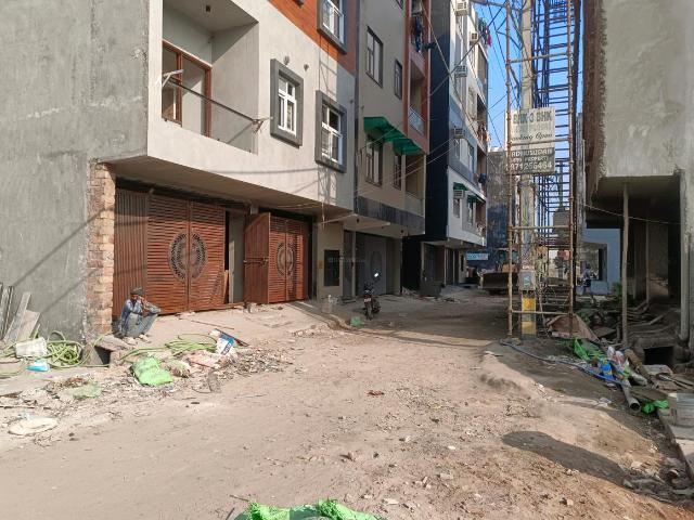 Residential Plot in Rohini Sector 28 for resale New Delhi. The reference number is 15719990