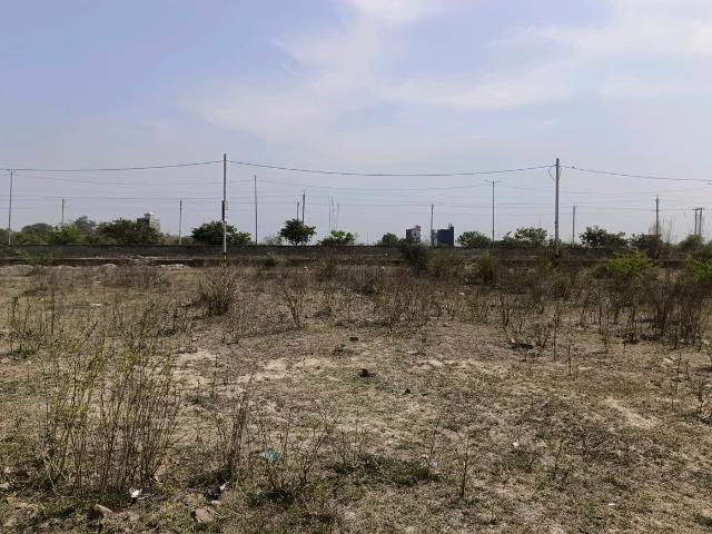 Residential Plot in Rohini Sector 28 for resale New Delhi. The reference number is 19661860