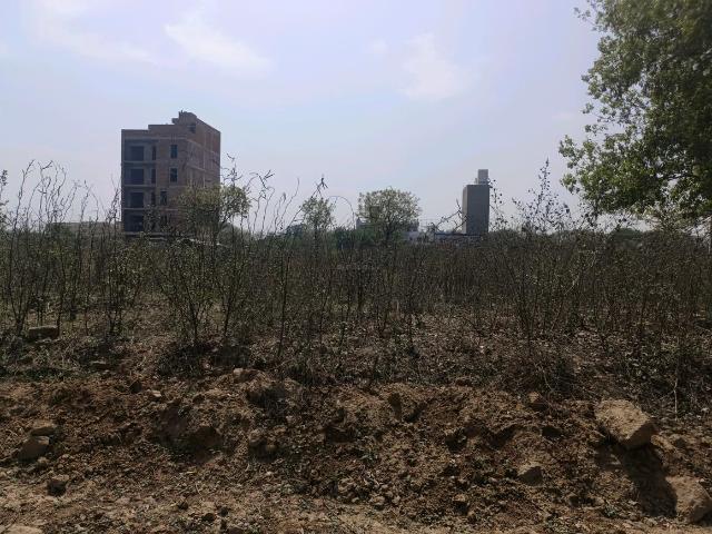 Residential Plot in Rohini Sector 28 for resale New Delhi. The reference number is 19661927