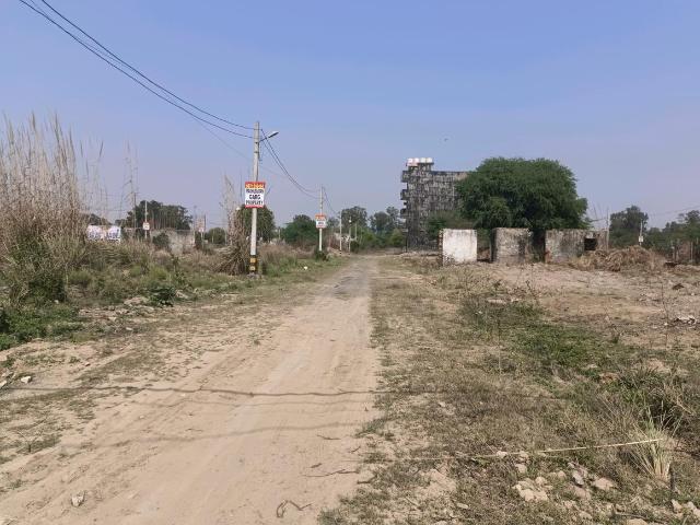 Residential Plot in Rohini Sector 28 for resale New Delhi. The reference number is 19661960