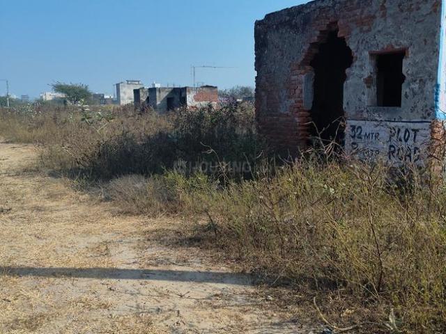 Residential Plot in Rohini Sector 28 for resale New Delhi. The reference number is 20601407