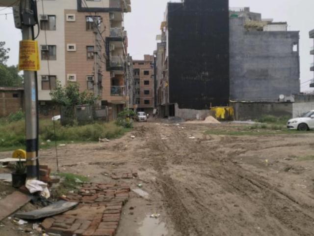 Residential Plot in Rohini Sector 28 for resale New Delhi. The reference number is 20743199