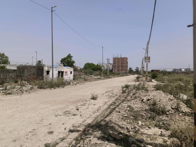 Residential Plot in Rohini Sector 28 for resale New Delhi. The reference number is 20264534