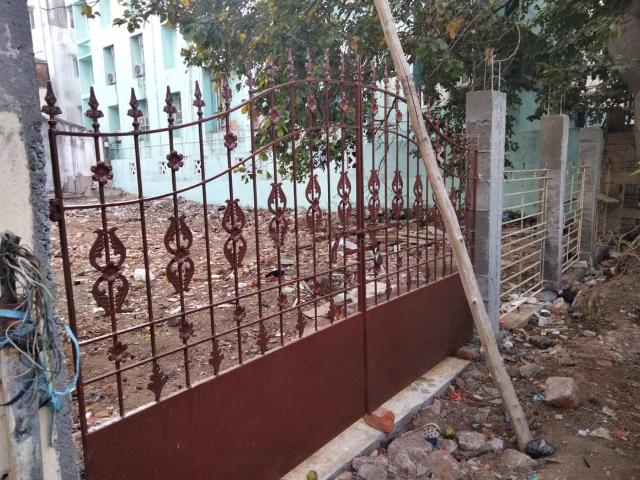 Residential Plot in Royapettah for resale Chennai. The reference number is 20952611