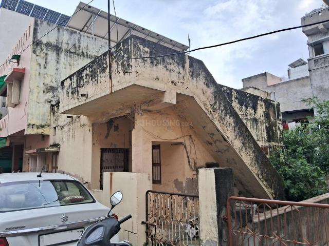 Residential Plot in Subhanpura for resale Vadodara. The reference number is 20993702