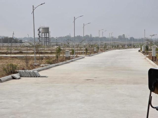 Residential Plot in Sultanpur for resale Sangareddy. The reference number is 19651409