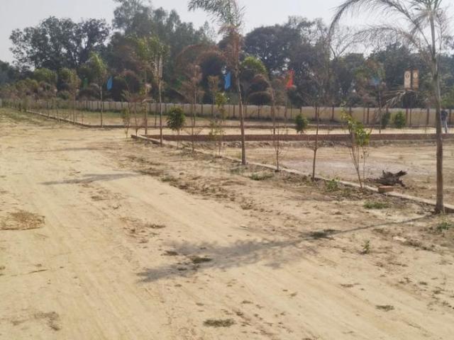 Residential Plot in Sultanpur Road for resale Lucknow. The reference number is 19628488