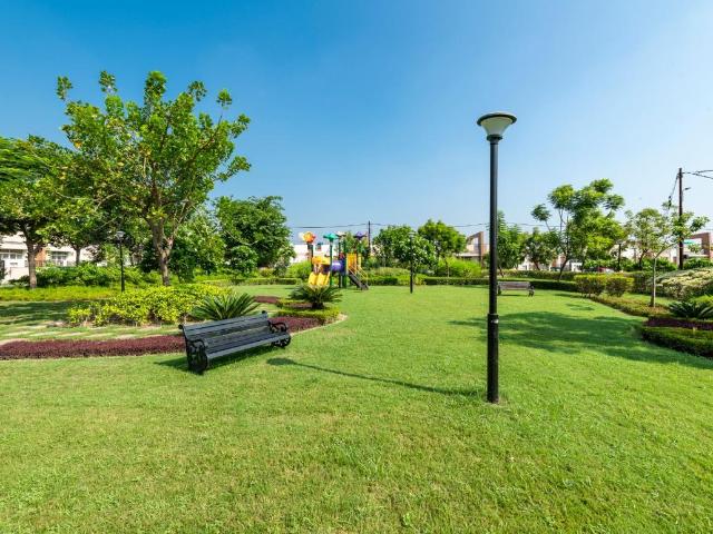 Residential Plot in Sultanpur Road for resale Lucknow. The reference number is 20146522
