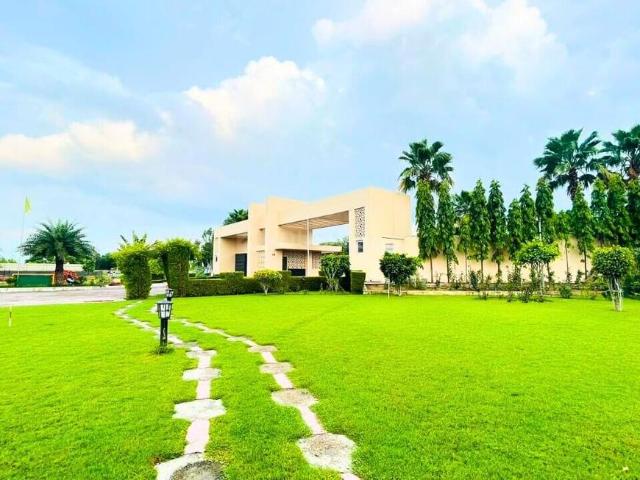 Residential Plot in Sultanpur Road for resale Lucknow. The reference number is 21316898