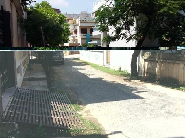 Residential Plot in Sunderpur for resale Varanasi. The reference number is 19355930