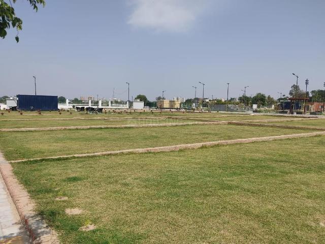 Residential Plot in Sushant Golf City for resale Lucknow. The reference number is 19247801