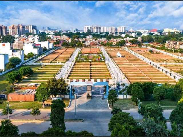 Residential Plot in Sushant Golf City for resale Lucknow. The reference number is 19685580