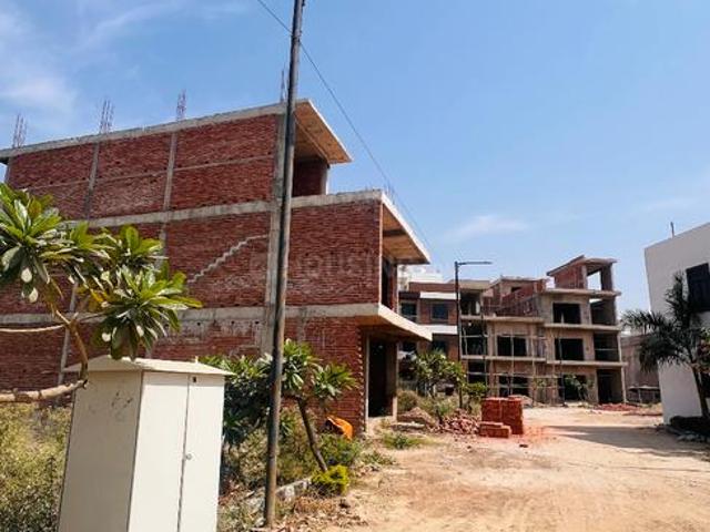 Residential Plot in Sushant Golf City for resale Lucknow. The reference number is 19726295
