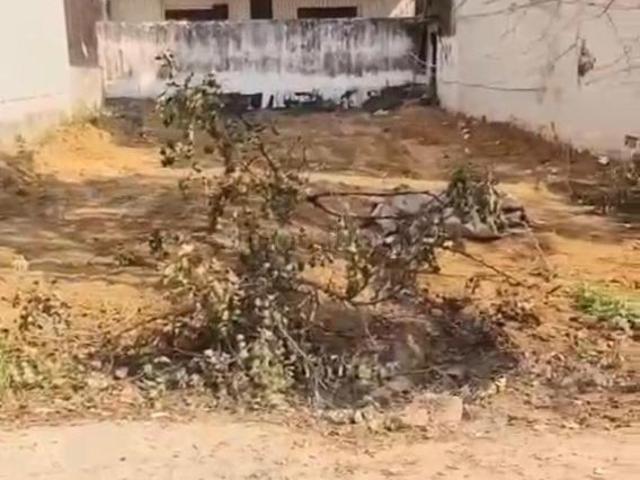Residential Plot in Sushant Lok Phase 1 for resale Gurgaon. The reference number is 18590030