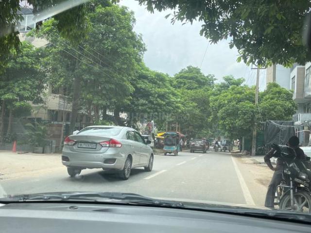 Residential Plot in Sushant Lok Phase 1 for resale Gurgaon. The reference number is 20808176