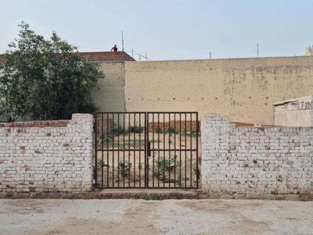 Residential Plot in Surajpur for resale Greater Noida. The reference number is 20564589
