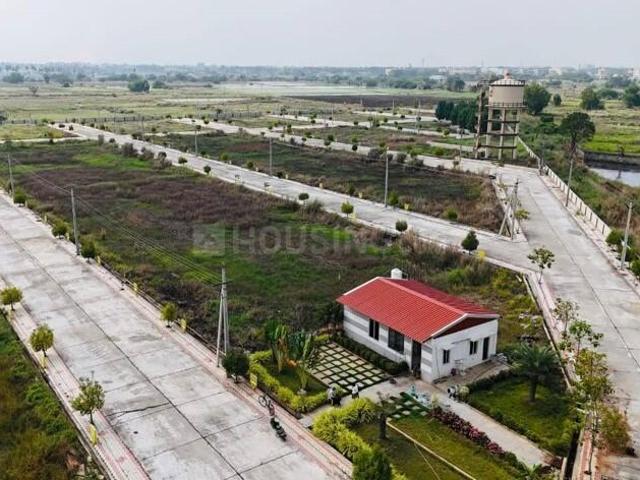 Residential Plot in Surampalli for resale Vijayawada. The reference number is 20992858