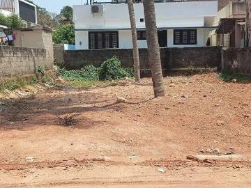 Residential Plot in Surya Nagar for resale Ghaziabad. The reference number is 12736036