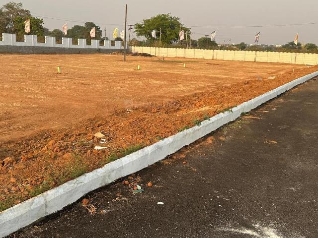 Residential Plot in Sadasivpet for resale Sangareddy. The reference number is 19162288