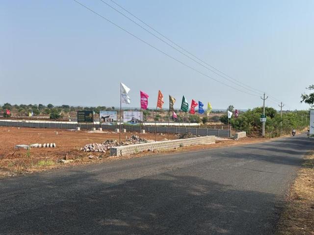 Residential Plot in Sadasivpet for resale Sangareddy. The reference number is 21036327