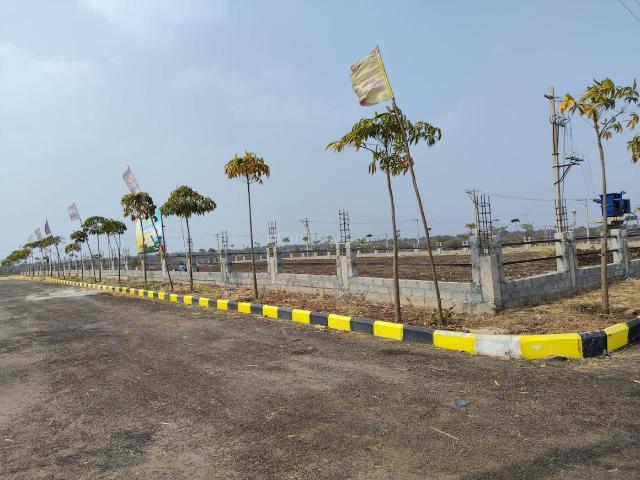 Residential Plot in Sadasivpet for resale Sangareddy. The reference number is 21354677