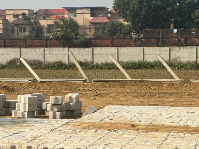 Residential Plot in Safedabad for resale Lucknow. The reference number is 19128312