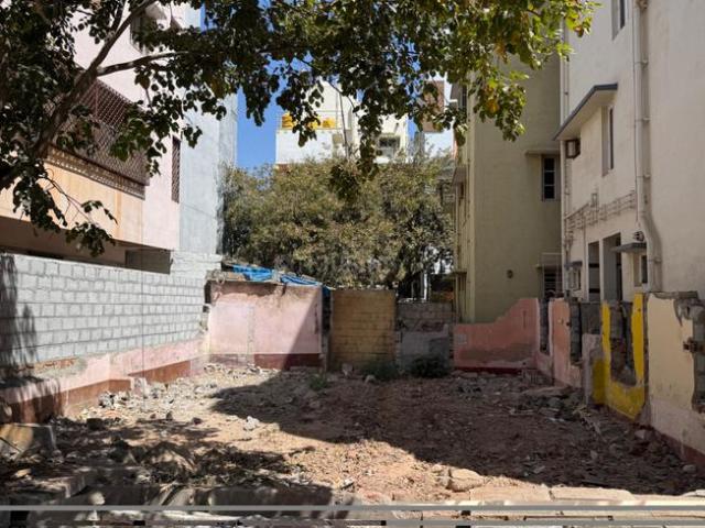 Residential Plot in Sahakara Nagar for resale Bengaluru. The reference number is 20301306