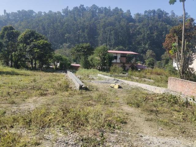 Residential Plot in Sahastradhara Road for resale Dehradun. The reference number is 18852741