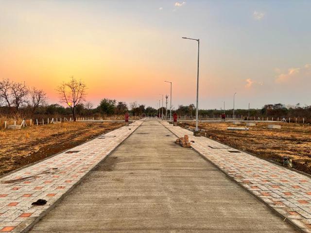 Residential Plot in Samruddhi Mahamarg for resale Nagpur. The reference number is 19831122