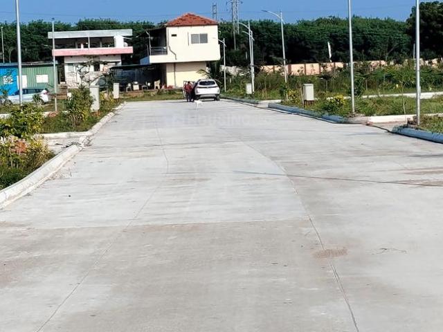 Residential Plot in Sangareddy Town for resale Sangareddy. The reference number is 18946703